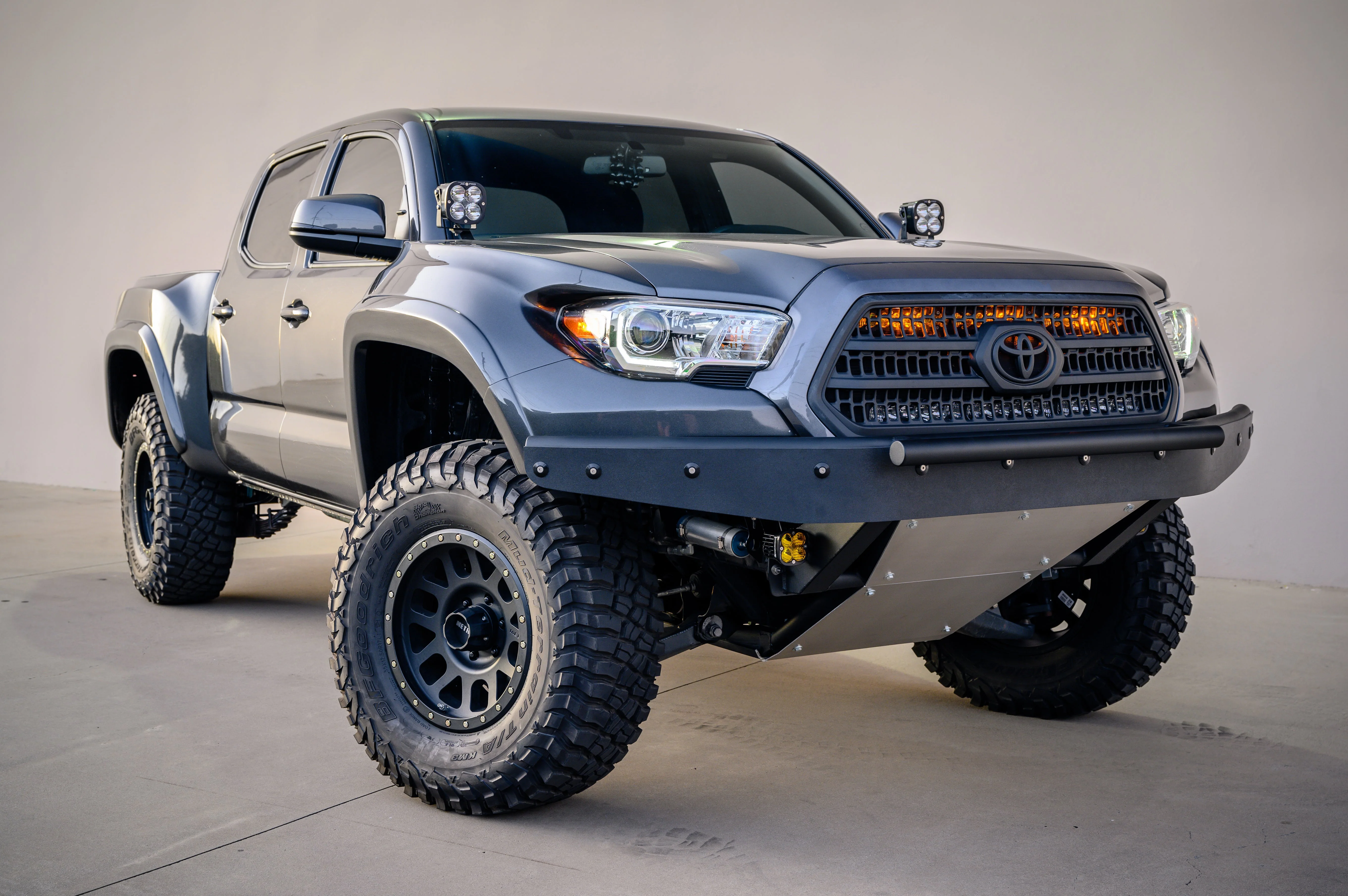 Fenders Fits 2016-2023 Toyota Tacoma