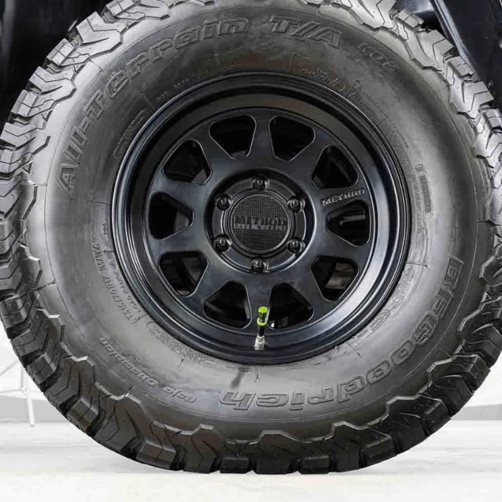 4 Piece Adjustable Tire Deflator Kit & Storage Bag | PSI 10-30 Lbs. - Image 7
