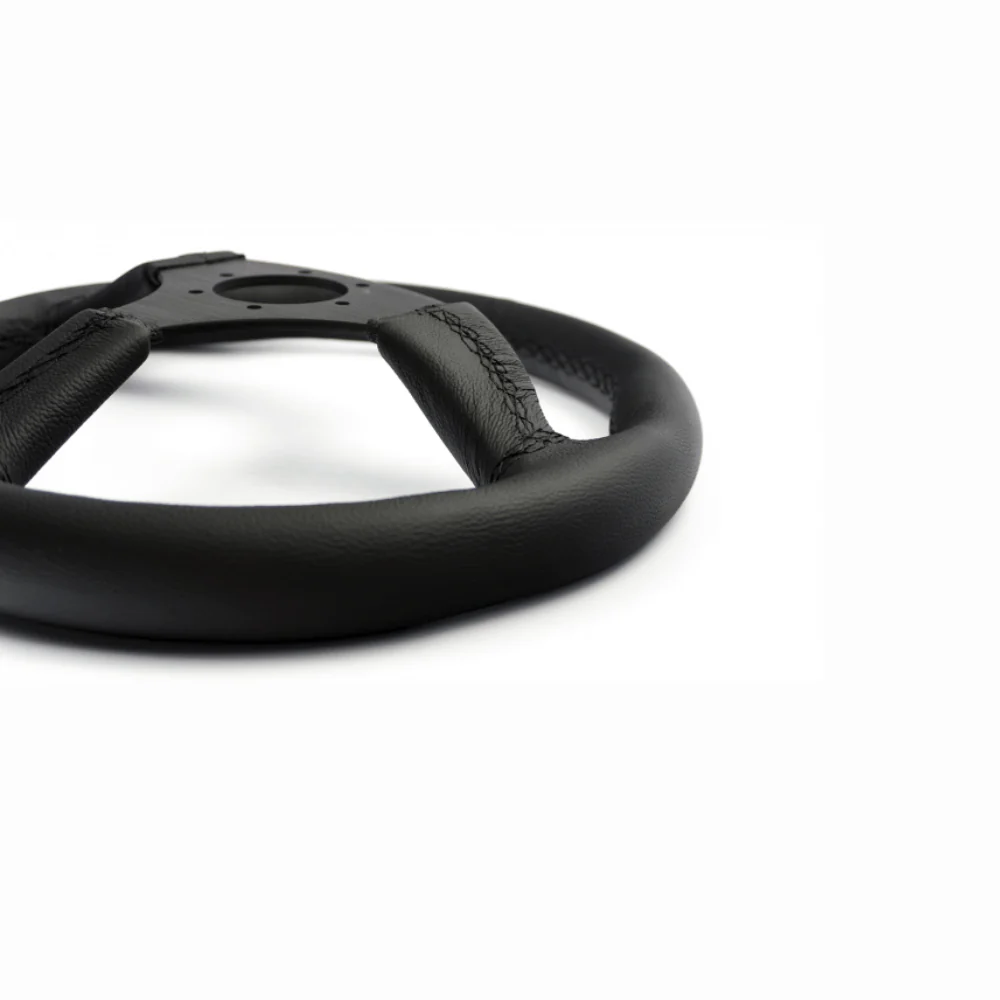 Ace – 350mm Steering Wheel - Leather - Image 3