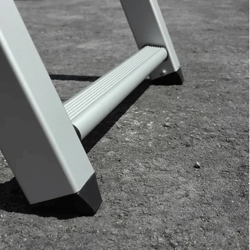 Aluminum Ladder - Image 3