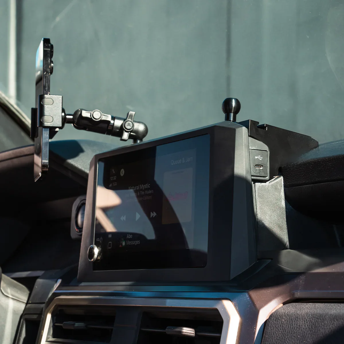 Dash Mount Fits 2024+ Toyota Tacoma - Image 4