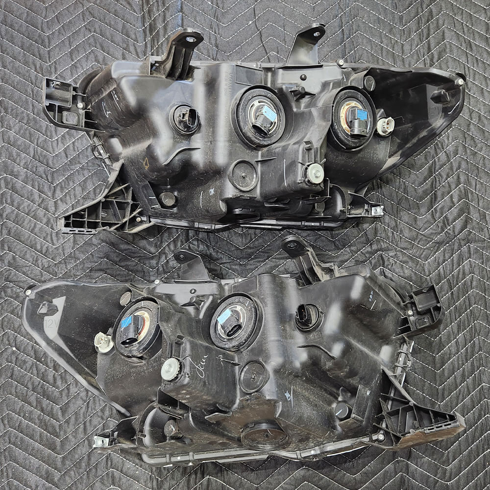 [OPEN BOX] 2016-2023 Toyota Tacoma OEM Headlights - Image 5