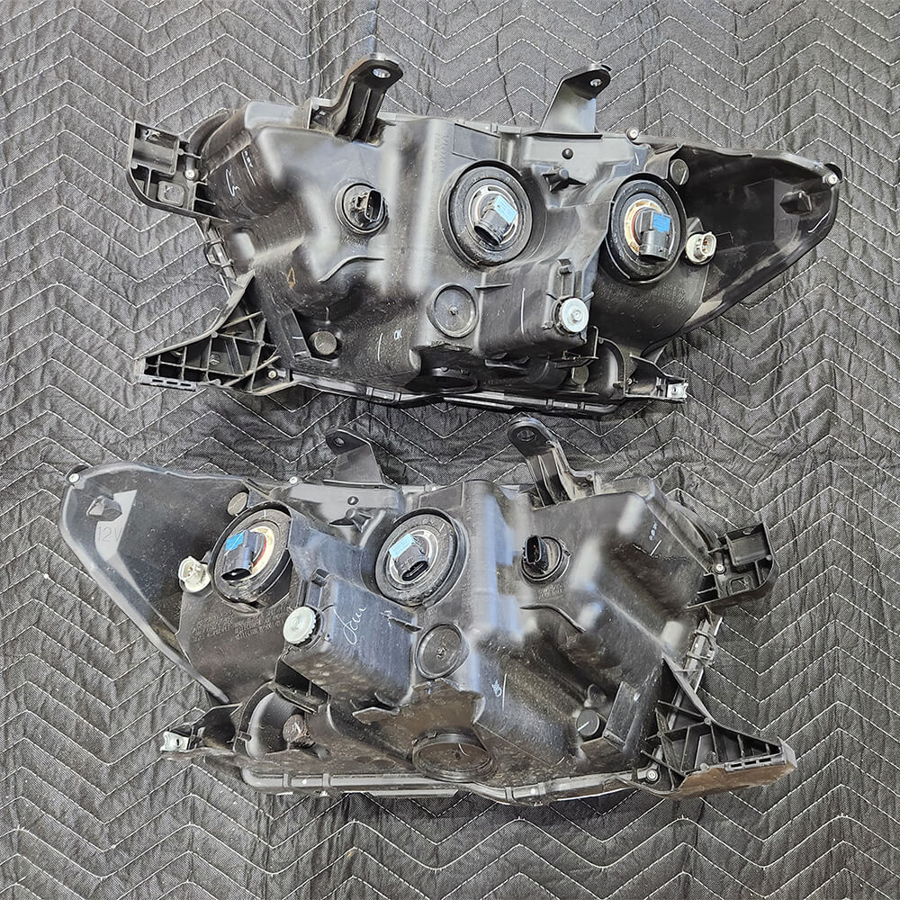 [OPEN BOX] 2016-2023 Toyota Tacoma OEM Headlights - Image 6