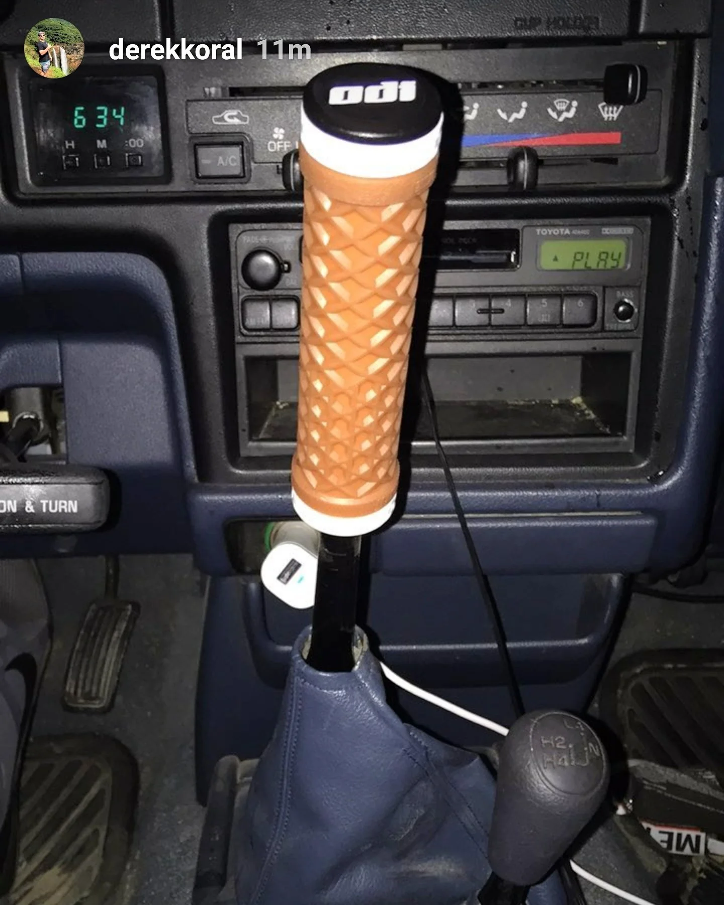 Expert Machine Toyota Manual Shifter Grip Kit - Image 9