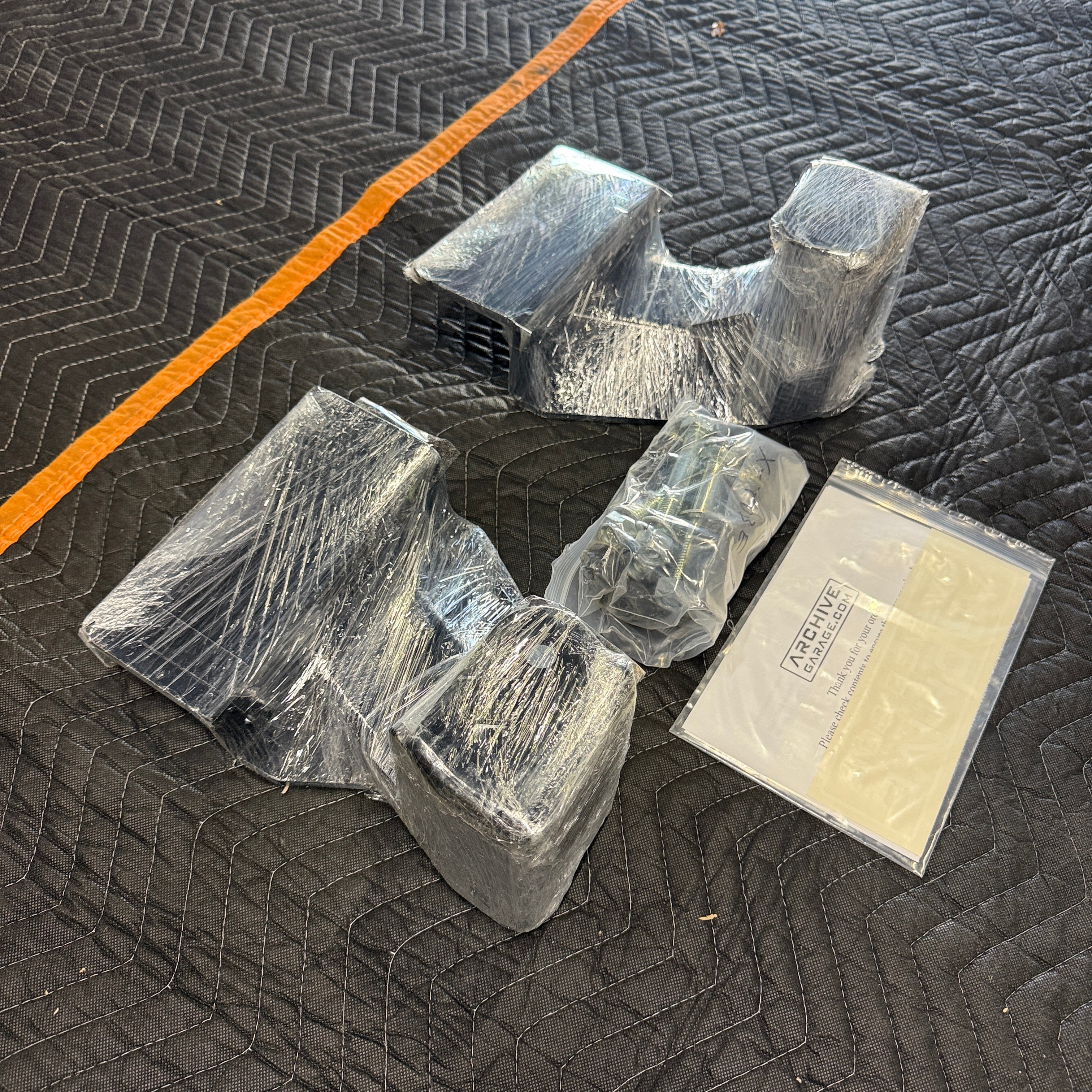[OPEN BOX] Hammer Hangers - 2005-2023 Toyota Tacoma HD Shackle Hangers (base) - Image 2