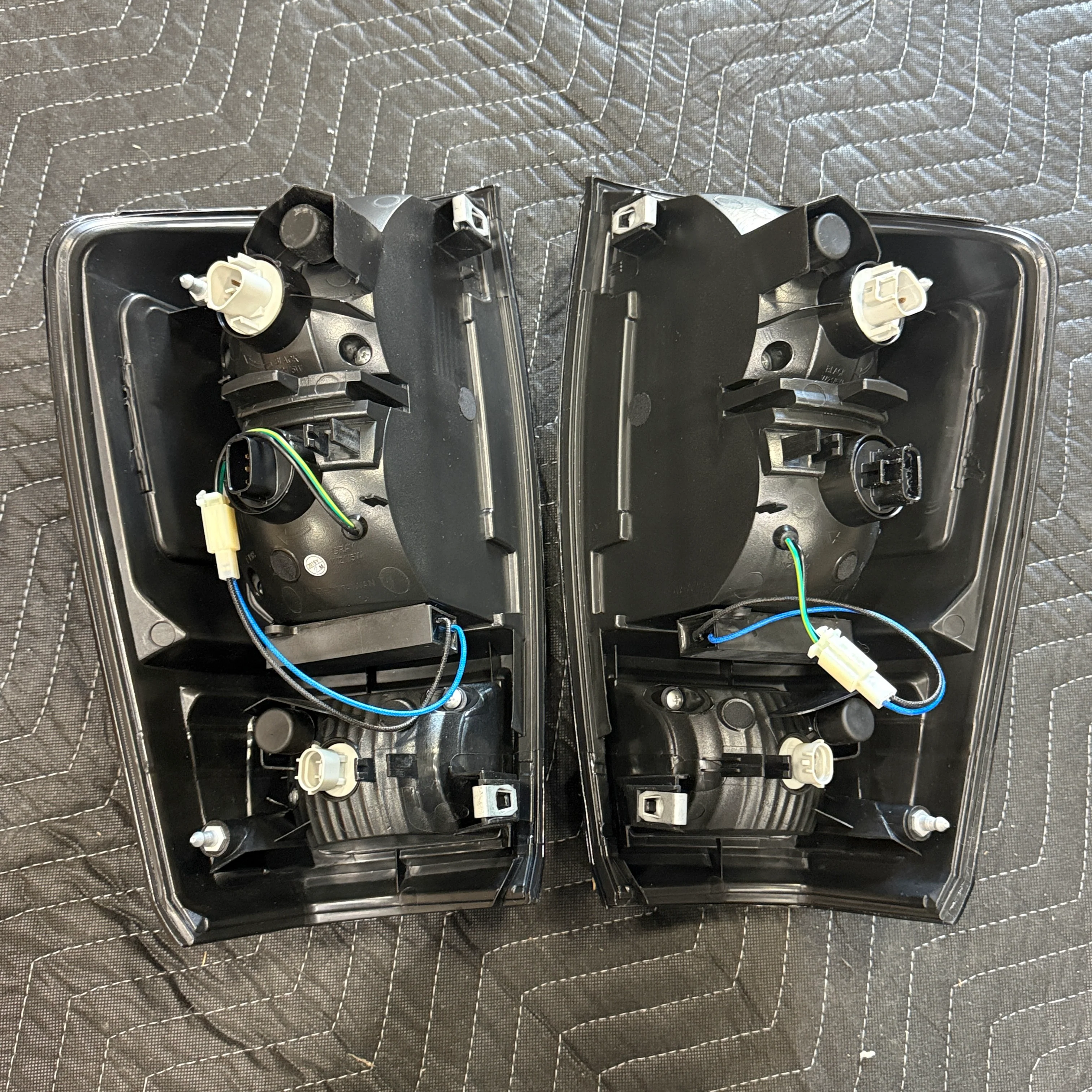 [OPEN BOX] Light Bar LED Tail Lights Fits 2016-2023 Toyota Tacoma - Image 5