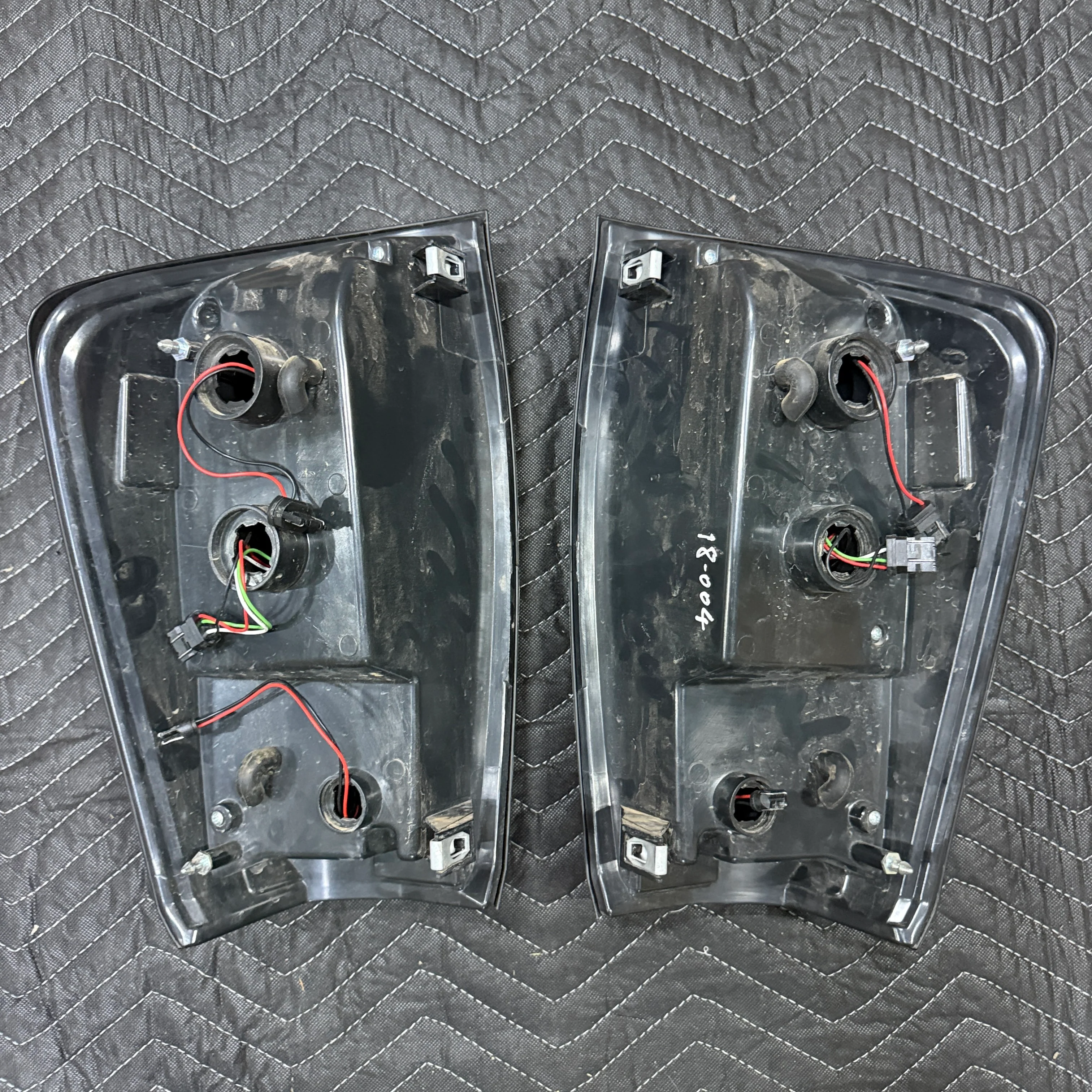 [OPEN BOX] Tail Lights w/ Sequential Turn Signal Light Bar Fits 2016-2023 Toyota Tacoma - Image 11