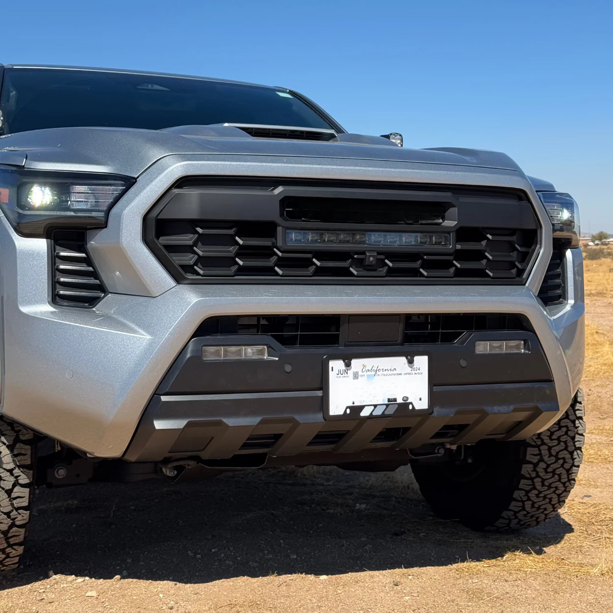 Pro Style Grille fits 2024+ Toyota Tacoma - Image 2