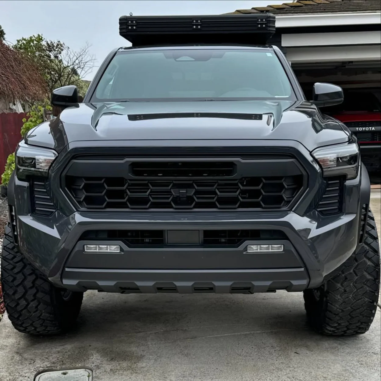 Pro Style Grille fits 2024+ Toyota Tacoma - Image 4