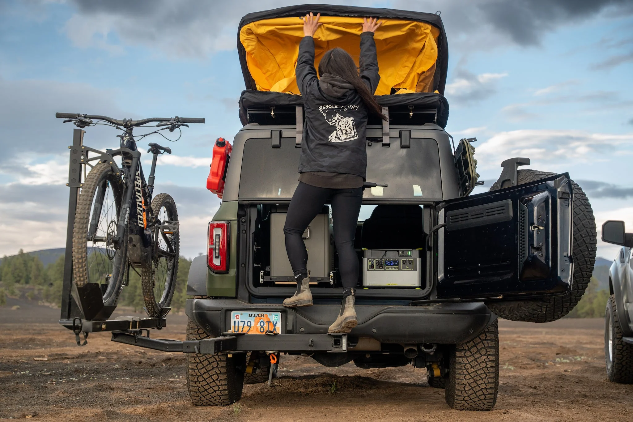 RambleSwing™ Swing Out Hitch Rack - Image 21