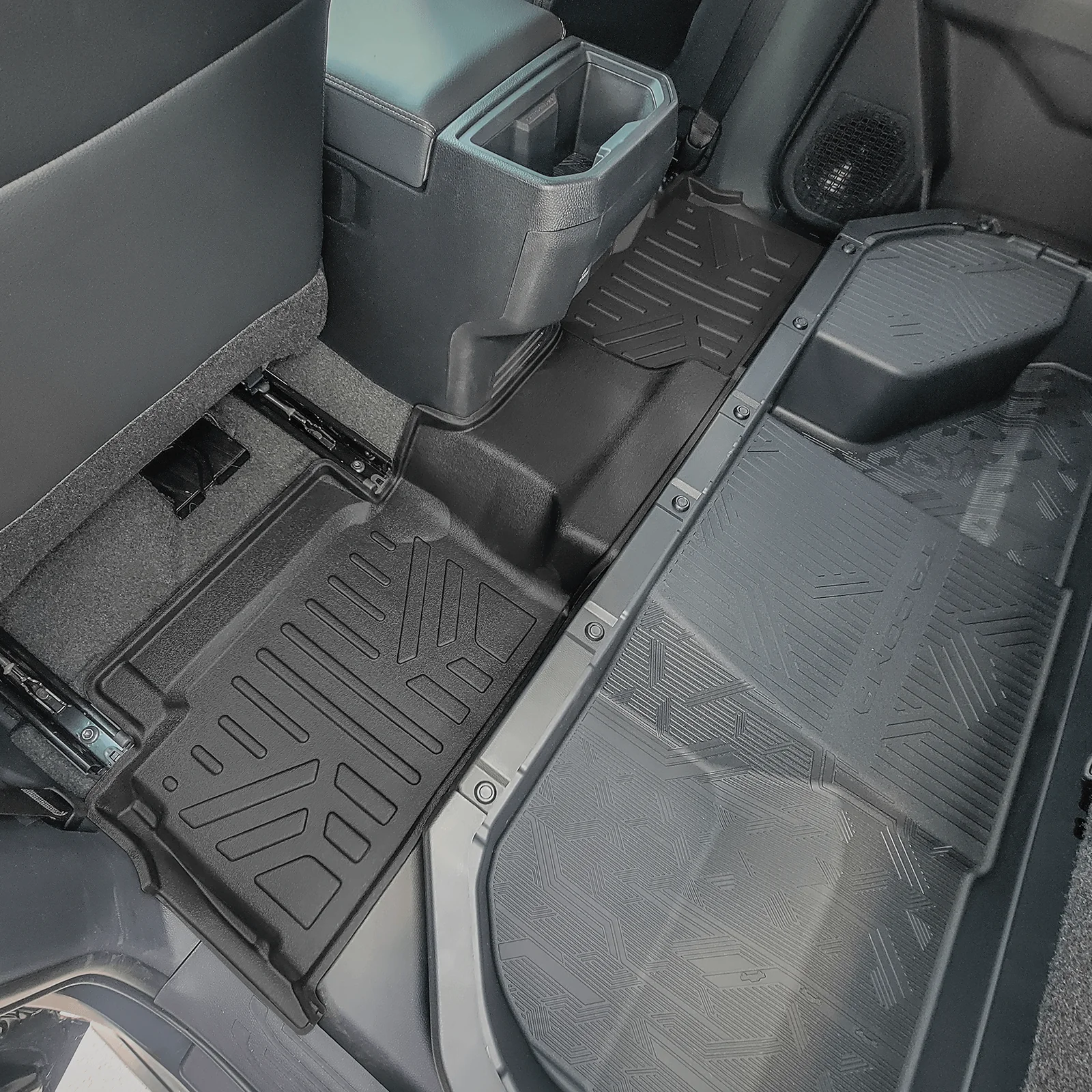 SMARTLINER All Weather Custom Fit Floor Liner fits 2024+ Toyota Tacoma Double Cab (Automatic Transmission) - Image 4