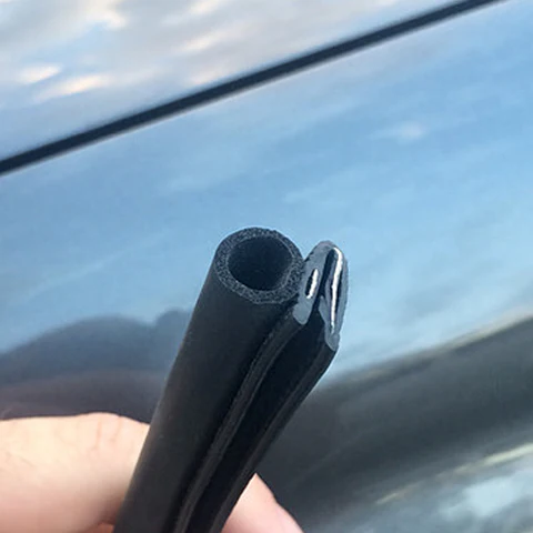 Roof Rack Noise Reducing Edge Strip - Image 3