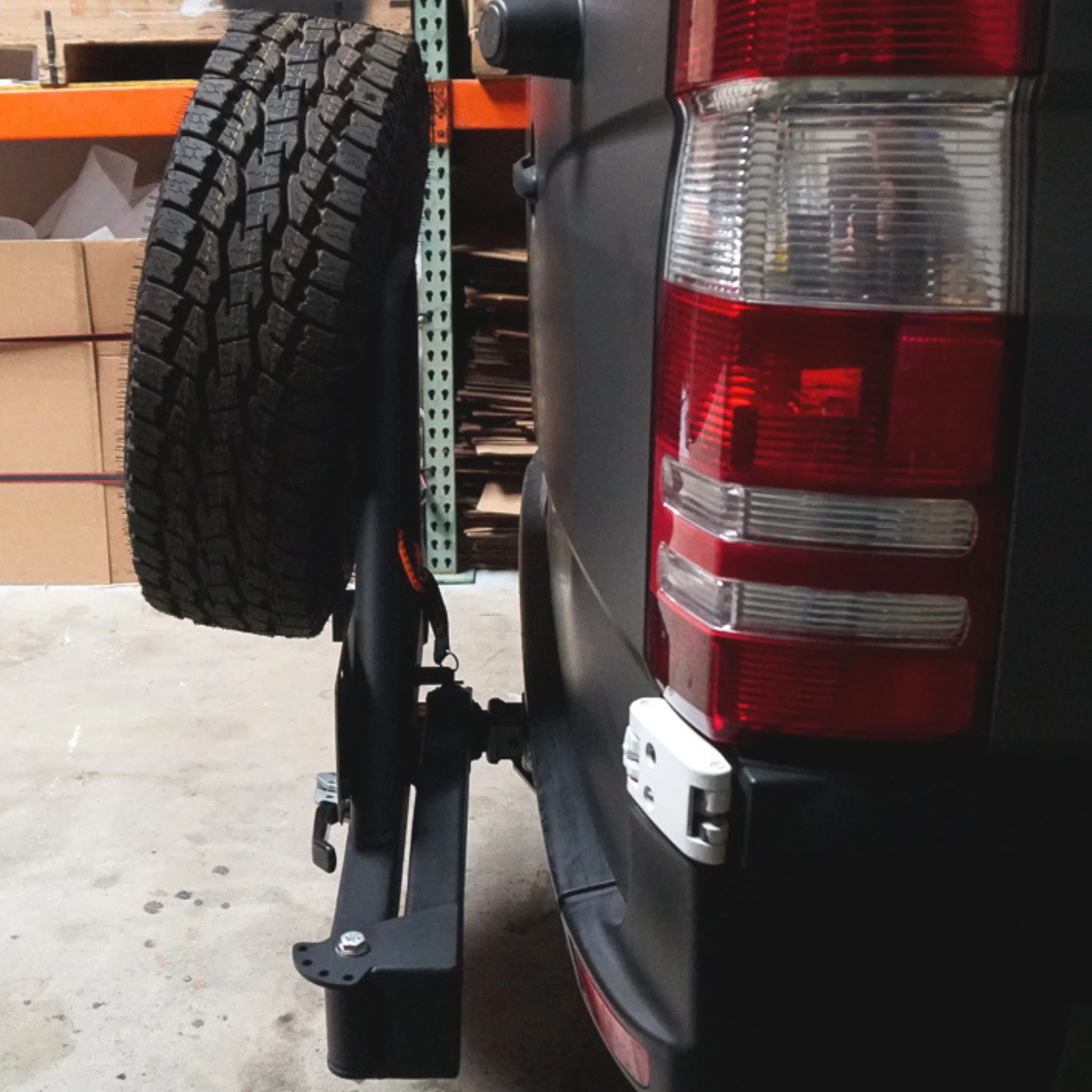 UltraSwing® Mega-Fit Spare Tire Hitch Mount - Image 14