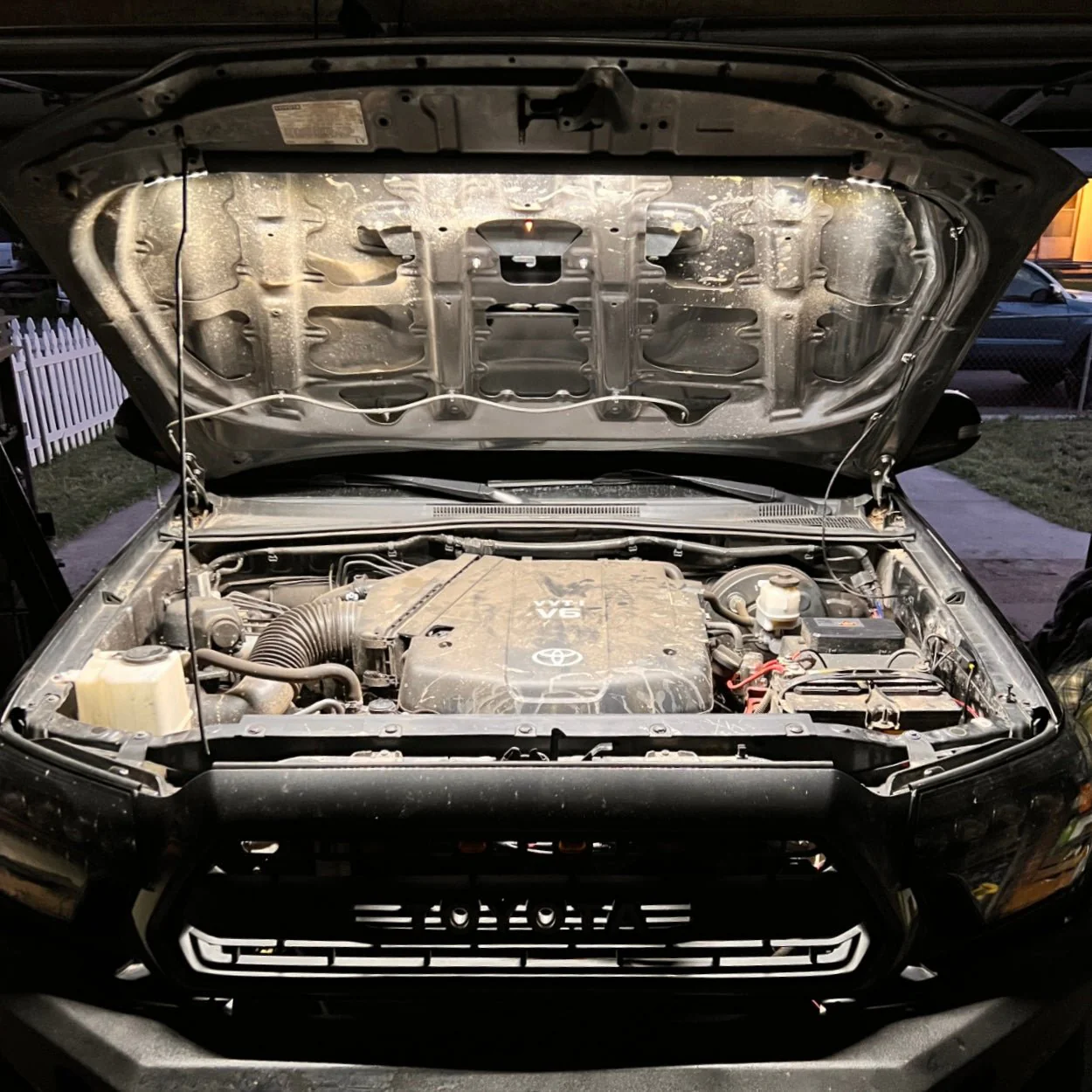 Under Hood LED Light Kit for ALL MAKES and Toyotas - Image 13