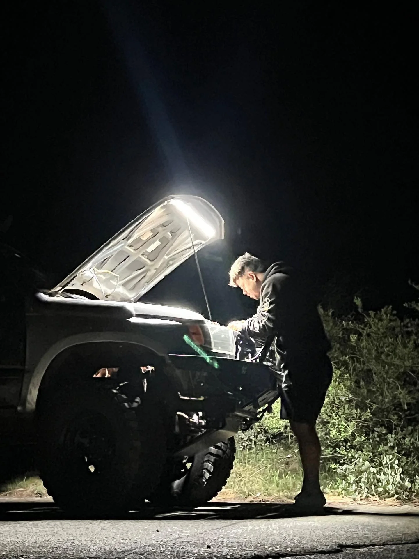 Under Hood LED Light Kit for ALL MAKES and Toyotas - Image 5