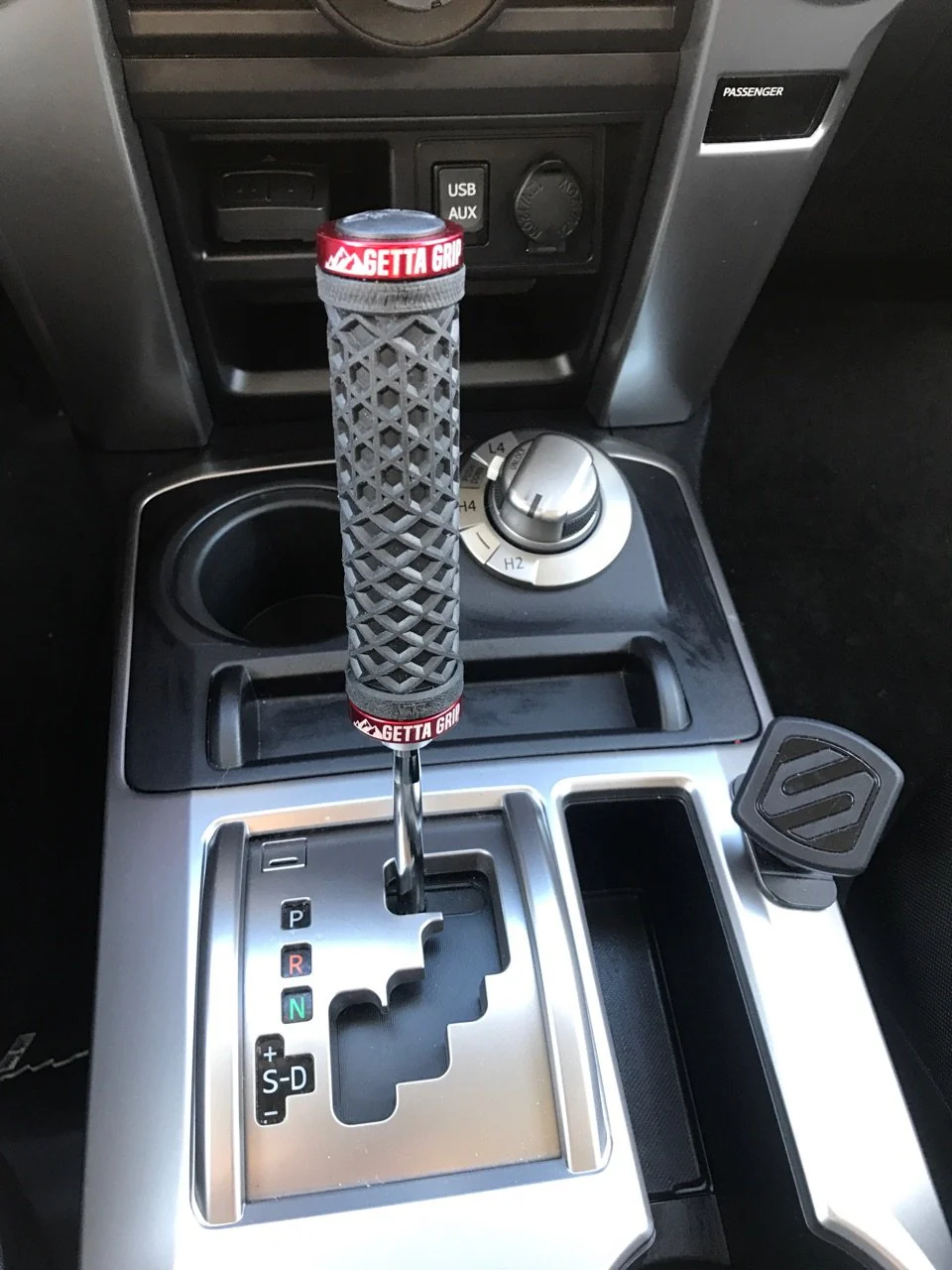 Vans Waffle Toyota Auto Shifter Grip Kit - Image 2